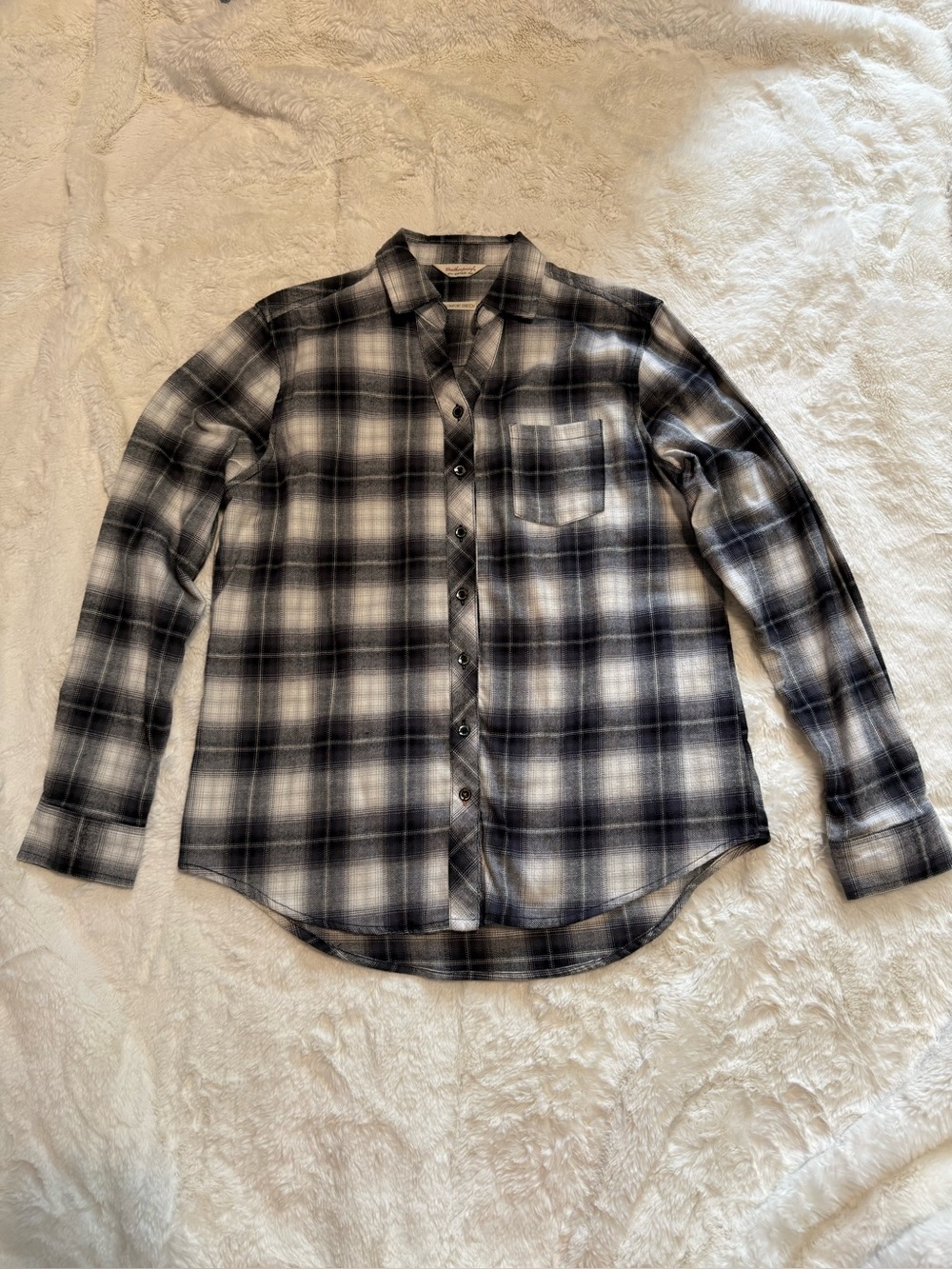 Weatherproof Vintage Women’s Black & White Plaid Button-Up Shirt